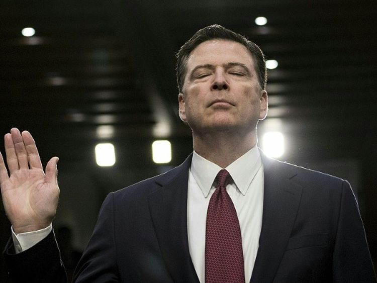  James Comey a été limogé en tant que directeur du FBI peu de temps après avoir James Comey a été limogé en tant que directeur du FBI l'année dernière </span><br />
      </figcaption>
</figure>
</div>
<p> Mais Trump a tweeté: "J'ai passé très peu de temps avec Andrew McCabe, mais il n'a jamais pris de notes quand il était avec moi. Je ne crois pas qu'il ait fait des mémos sauf pour aider son propre agenda, probablement à une date ultérieure. </p>
<p> "Pareil avec mentir James Comey. Peut-on les appeler Faux Mémos? "</p>
<p> Trump est également revenu sur le thème du parti pris au sein du FBI. </p>
<p>" Pourquoi l'équipe Mueller a-t-elle 13 démocrates endurcis, de grands partisans de Crooked Hillary et des Républicains Zéro? Pourquoi l'équipe Mueller a-t-elle 13 démocrates endurcis, de grands partisans de Crooked Hillary et des républicains à zéro? Un autre dem récemment ajouté … est-ce que quelqu'un pense que c'est juste? Et pourtant, il n'y a AUCUNE COLLUSION! </p>
<p> – Donald J. Trump (@realDonaldTrump) <a href=