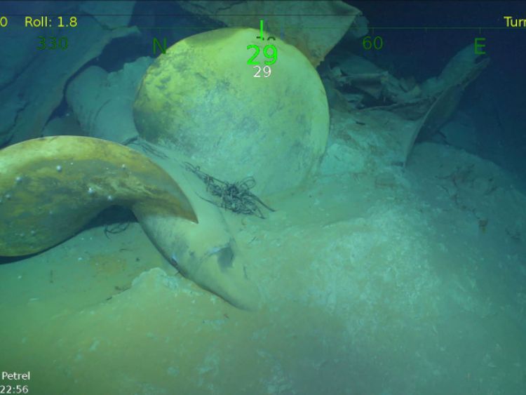  L'accessoire de l'USS Juneau reposant sur le fond marin.
