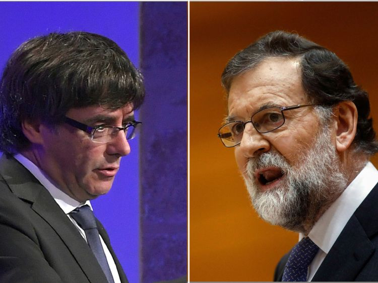  Le Premier ministre espagnol Mariano Rajoy (R) a déclaré que M. Puigdemont avait généré de grandes incertitudes 