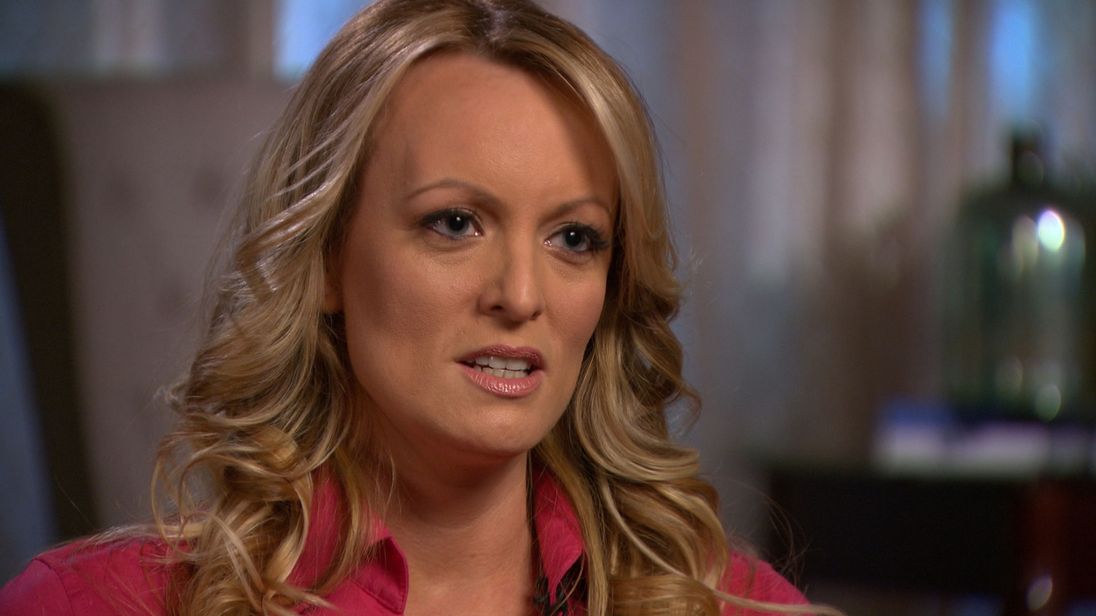  Stormy Daniels affirme qu'elle était menacé de garder le silence sur l'affaire alléguée 