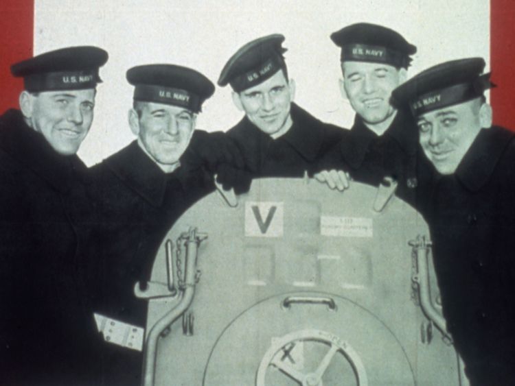  Les cinq frères Sullivan servaient ensemble à l'USS Juneau 