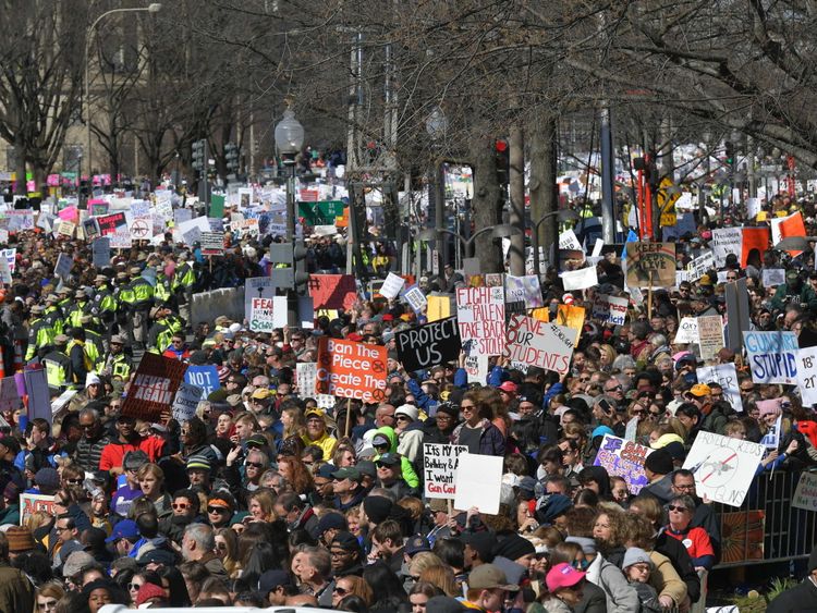  Des centaines de milliers ont marché sur Washington, DC [19659007] Image: </span><br />
        <span class=