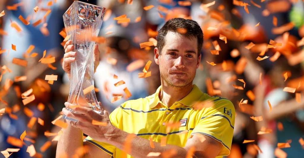 À partir d'un point bas, John Isner trouve un moyen d'atteindre de nouveaux sommets