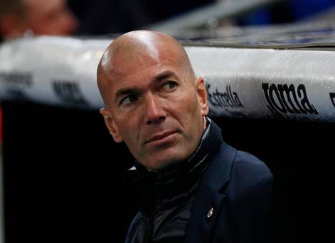 Cagey Zidane garde la forme encore Bale en attente
