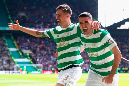 Le Celtic décrochera le septième titre écossais d'affilée après avoir écrasé les Rangers dans une déroute ancienne