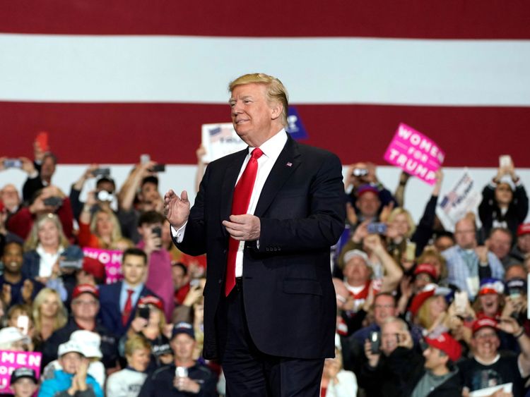  Donald Trump arrive pour parler à un rassemblement de Make America Great Again à Washington, Michigan 