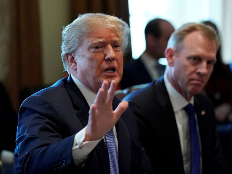  Donald Trump 