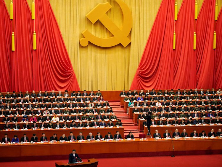  Le président chinois Xi Jinping parle s lors de la séance d'ouverture du 19e Congrès national du Parti communiste chinois 