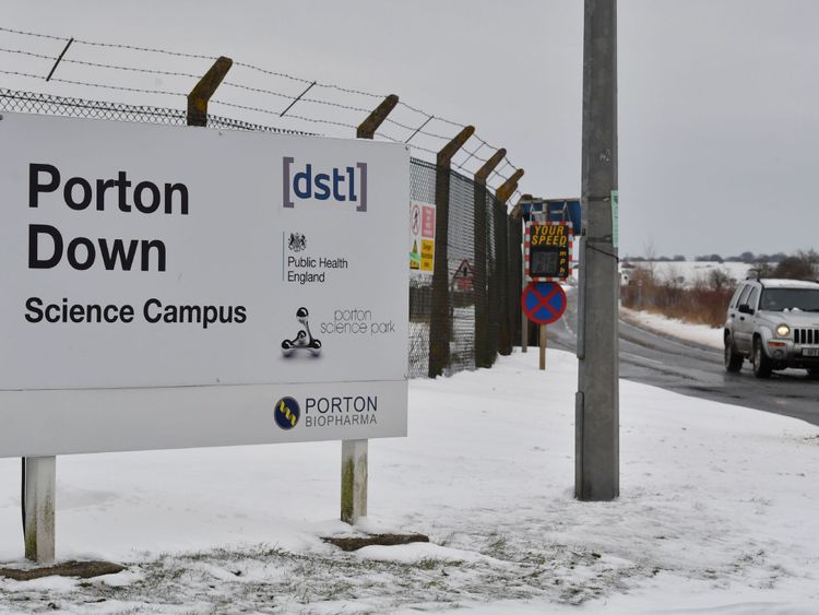  Le centre de recherche de Porton Down du ministère de la Défense 