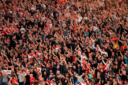 Les supporters de Liverpool salués pour leur comportement "exceptionnel" à Rome face à la confrontation de la Ligue des Champions