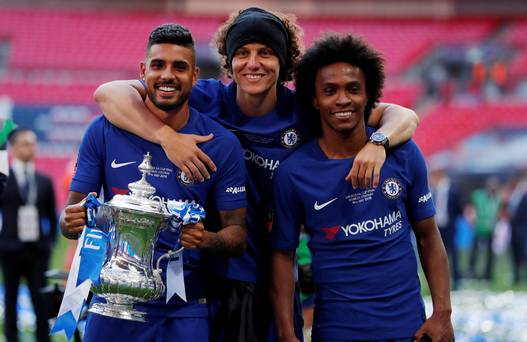 Willian alimente les rumeurs de faille avec Antonio Conte en obscurcissant l'image de l'italien dans le post Instagram