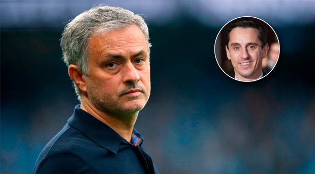 Jose Mourinho a peut-être pensé à Gary Neville alors qu'il attaque les anciens joueurs du club