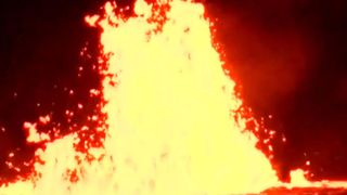  Le volcan Kilauea "srcset =" https://e3.365dm.com/18/05/320x180/skynews-hawaii-volcano_4316288.jpg ? 20180521064107 320w, https://e3.365dm.com/18/05/640x380/skynews-hawaii-volcano_4316288.jpg?20180521064107 640w, https://e3.365dm.com/18/05/736x414/skynews-hawaii -volcano_4316288.jpg? 20180521064107 736w, https://e3.365dm.com/18/05/992x558/skynews-hawaii-volcano_4316288.jpg?20180521064107 992w, https://e3.365dm.com/18/05/1096x616 /skynews-hawaii-volcano_4316288.jpg?20180521064107 1096w, https://e3.365dm.com/18/05/1600x900/skynews-hawaii-volcano_4316288.jpg?20180521064107 1600w, https://e3.365dm.com/18 /05/1920x1080/skynews-hawaii-volcano_4316288.jpg?20180521064107 1920w, https://e3.365dm.com/18/05/2048x1152/skynews-hawaii-volcano_4316288.jpg?20180521064107 2048w "sizes =" (min-width : 900px) 992px, 100vw 