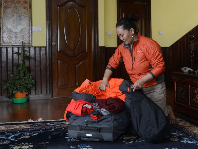  Lakpa Sherpa a gravi le mont Everest à neuf reprises 
