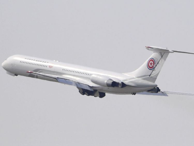  Un avion nord-coréen décolle dans un aéroport de Dalian, province de Liaoning, Chine 