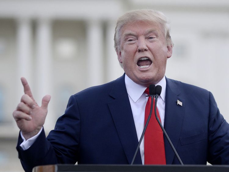 . Donald Trump lors d'un rassemblement en 2015 où il a dénoncé l'accord avec l'Iran 