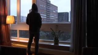  Maxim se cache dans une banlieue de Moscou, ayant fui la Tchétchénie parce qu'il était gay. craint pour sa vie "srcset =" https://e3.365dm.com/17/05/320x180/0b5ec8dbb96f09c73d10dbca75b2edcbee5202c5af3318766e9962c85ca1c4b2_3944773.jpg?20170504013237 320W, https://e3.365dm.com/17/05/640x380/0b5ec8dbb96f09c73d10dbca75b2edcbee5202c5af3318766e9962c85ca1c4b2_3944773.jpg ? 20170504013237 640W, https://e3.365dm.com/17/05/736x414/0b5ec8dbb96f09c73d10dbca75b2edcbee5202c5af3318766e9962c85ca1c4b2_3944773.jpg?20170504013237 736w, https://e3.365dm.com/17/05/992x558/0b5ec8dbb96f09c73d10dbca75b2edcbee5202c5af3318766e9962c85ca1c4b2_3 944773.jpg? 20170504013237 992w, https://e3.365dm.com/17/05/1096x616/0b5ec8dbb96f09c73d10dbca75b2edcbee5202c5af3318766e9962c85ca1c4b2_3944773.jpg?20170504013237 1096w, https://e3.365dm.com/17/05/1600x900/0b5ec8dbb96f09c73d10dbca75b2edcbee5202c5af3318766e9962c85ca1c4b2_3944773.jpg? 20170504013237 1600W, 1920W https://e3.365dm.com/17/05/1920x1080/0b5ec8dbb96f09c73d10dbca75b2edcbee5202c5af3318766e9962c85ca1c4b2_3944773.jpg?20170504013237, https://e3.365dm.com/17/05/2048x1152/0b5ec8dbb96f09c73d10dbca75b2edcbee5202c5af3318766e9962c85ca1c4b2_3944773.jpg?20170504013237 2048w » tailles = "(min-width: 900px) 992px, 100vw 