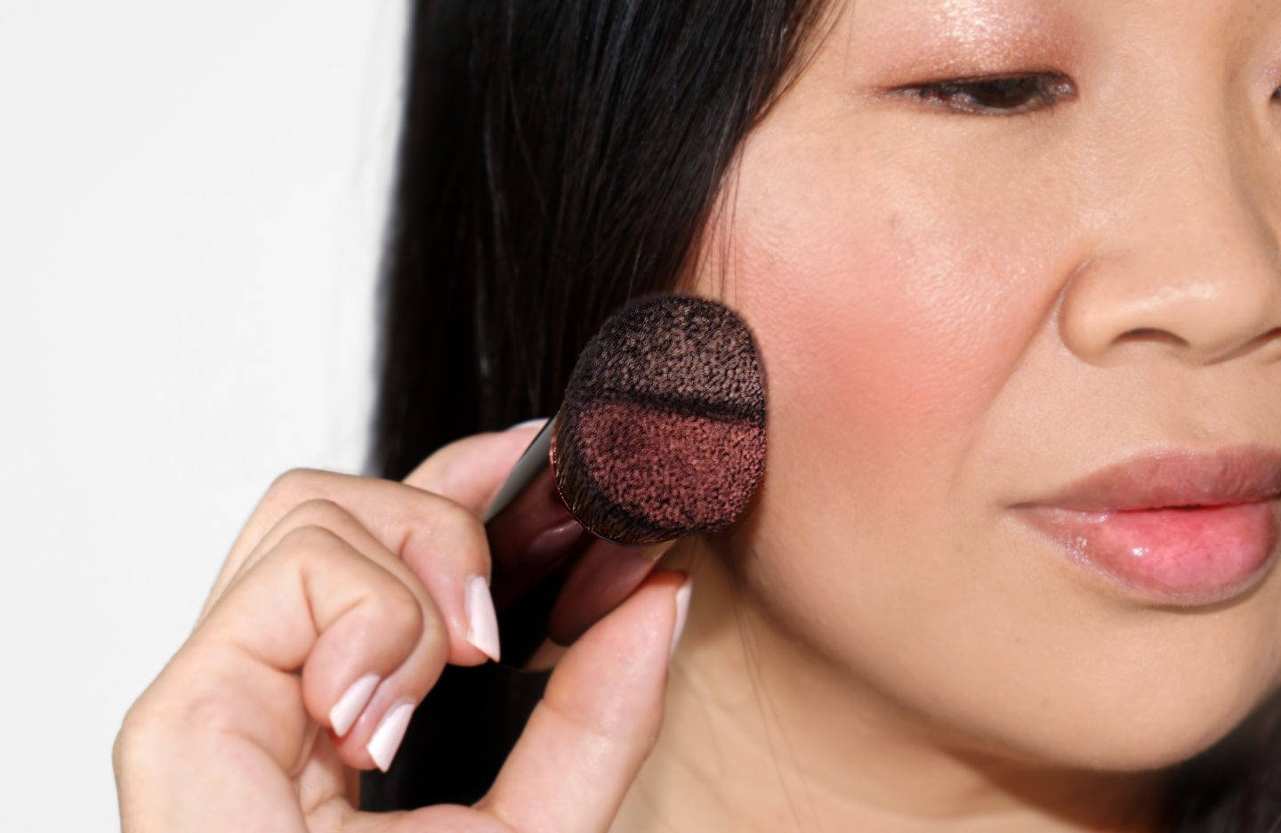  Charlotte Tilbury Brosse à joues | The Look Look Book 