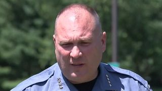 Le chef de police du comté d'Anne Arundel, Timothy Altomare "srcset =" https://e3.365dm.com/18/06/320x180/skynews-anne-arundel-police-chief_4349193.jpg?20180629175114 320w, https: //e3.365dm. com / 18/06 / 640x380 / skynews-anne-arundel-chef de la police_4349193.jpg? 20180629175114 640w, https://e3.365dm.com/18/06/736x414/skynews-anne-arundel-police-chief_4349193.jpg ? 20180629175114 736w, https://e3.365dm.com/18/06/992x558/skynews-anne-arundel-police-chief_4349193.jpg?20180629175114 992w, https://e3.365dm.com/18/06/1096x616 /skynews-anne-arundel-police-chief_4349193.jpg?20180629175114 1096w, https://e3.365dm.com/18/06/1600x900/skynews-anne-arundel-police-chief_4349193.jpg?20180629175114 1600w, https: / /e3.365dm.com/18/06/1920x1080/skynews-anne-arundel-police-chief_4349193.jpg?20180629175114 1920w, https://e3.365dm.com/18/06/2048x1152/skynews-anne-arundel- police-chef_4349193.jpg? 20180629175114 2048w "sizes =" (min-width: 900px) 992px, 100vw