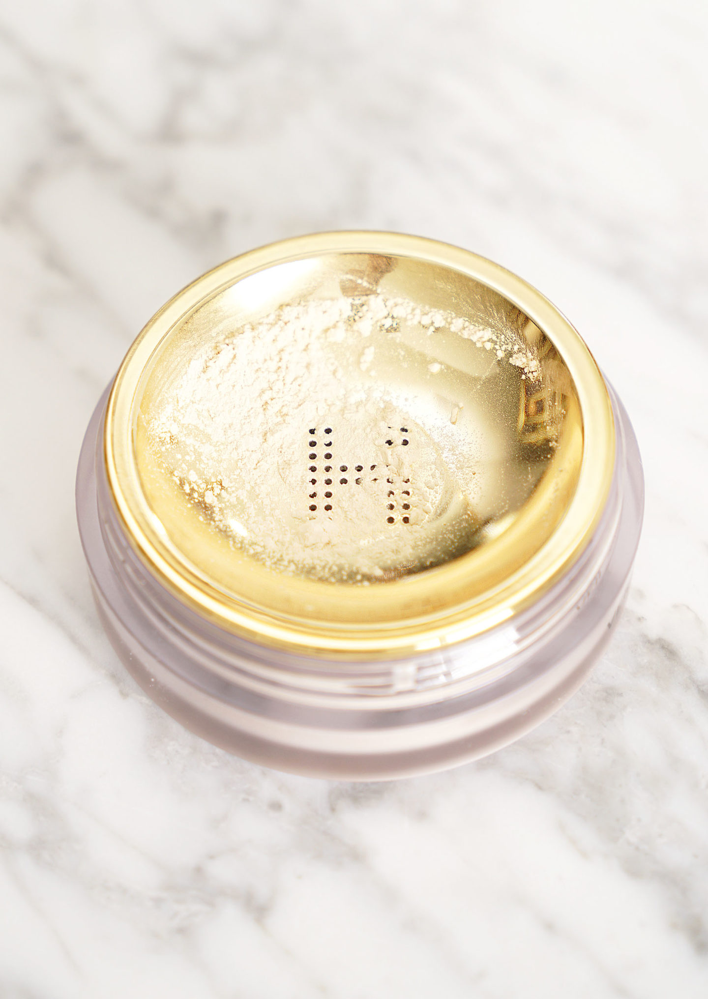Hourglass Veil Translucent Setting Powder Avis