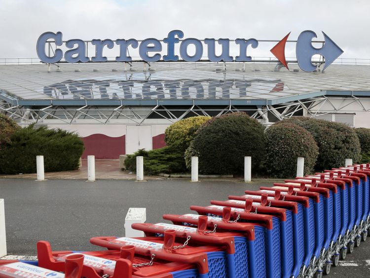 Carrefour est le premier supermarché de France
