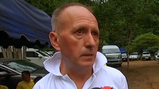 Vern Unsworth parle de tweet envoyé par Elon Musk dans lequel il suggère que le plongeur de caverne est un pédophile.