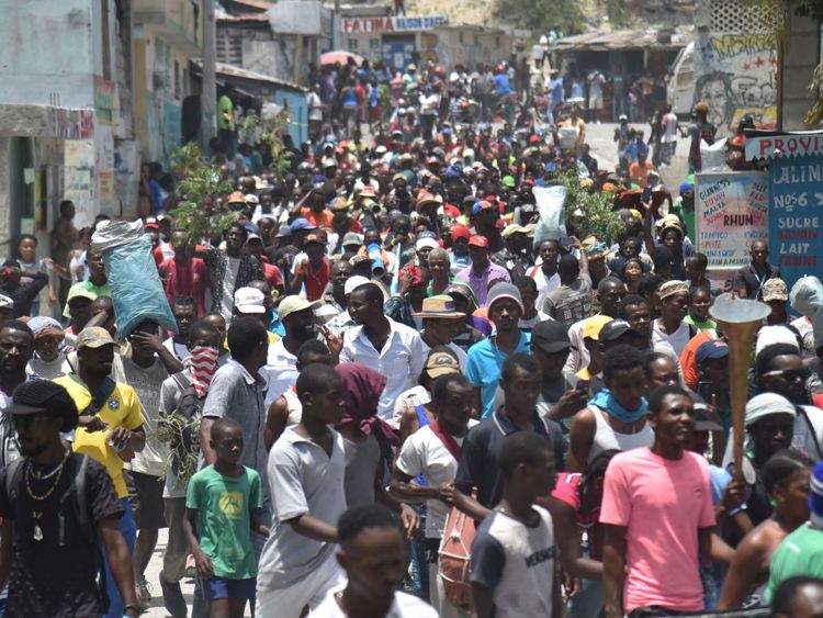 Des manifestants ont défilé dans les rues de Port-au-Prince contre le gouvernement