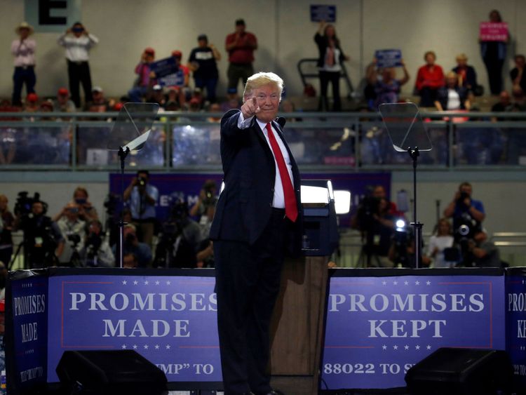 Promesses faites, promesses tenues & # 39 ;: M. Trump a juré de sévir contre "injuste & # 39; accords commerciaux