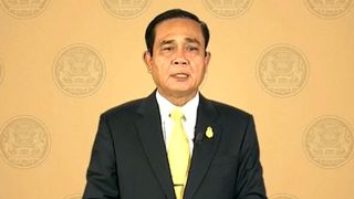Le Premier ministre thaïlandais remercie les personnes impliquées dans le sauvetage de 12 footballeurs et leur entraîneur de la grotte 