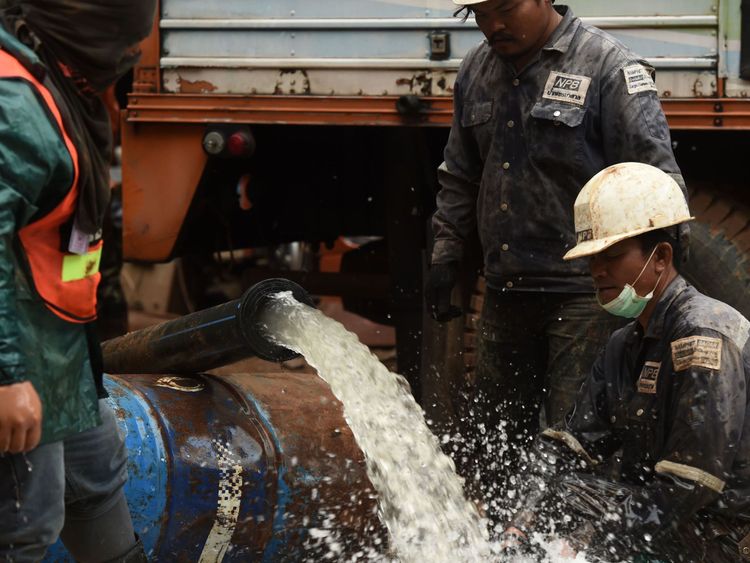 De fortes pluies ont provoqué des inondations dans les tunnels du complexe