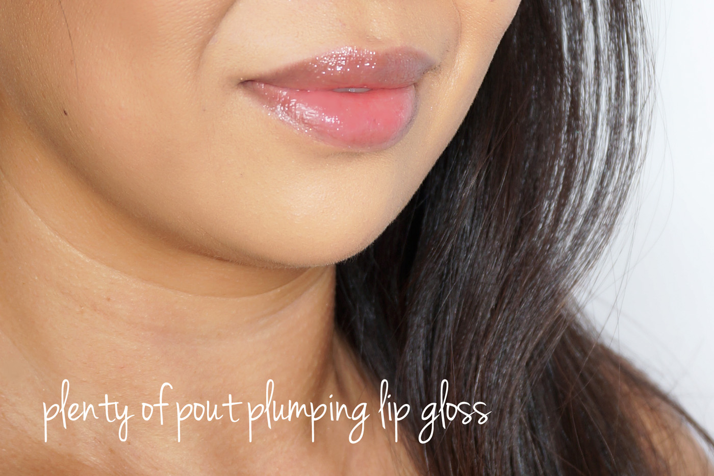 MAC Beaucoup de nuances de gloss à lèvres Pout Repump | Le livre de beauté