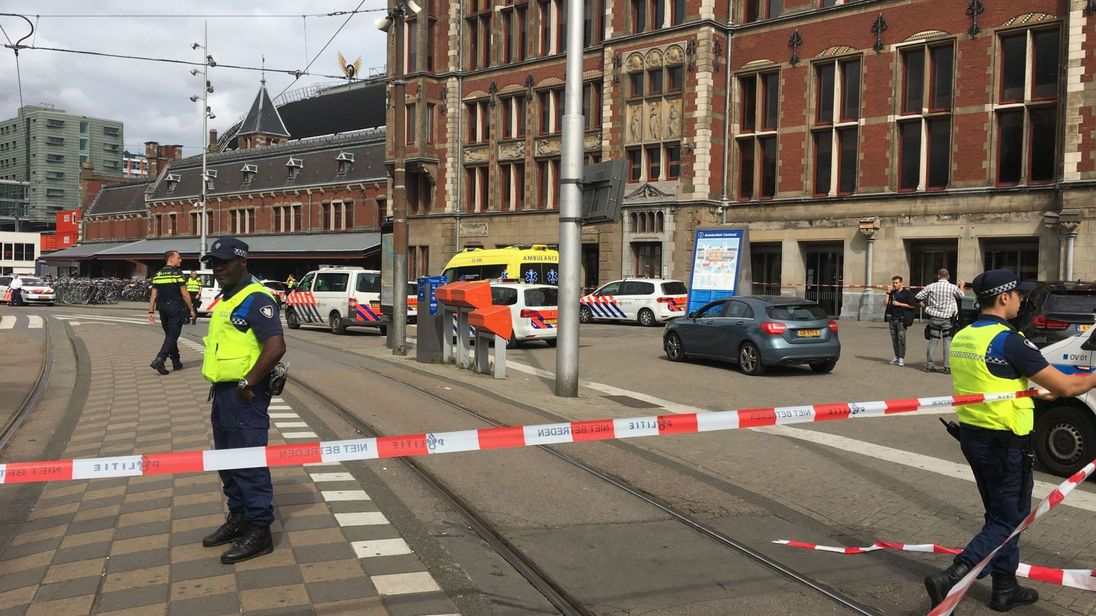 Un suspect a été blessé par balle à l'extérieur de la gare de Centraal à Amsterdam