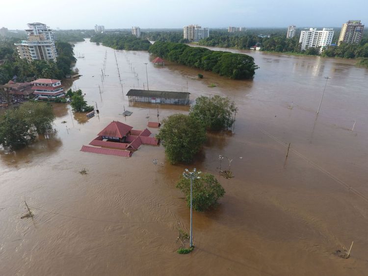 Le temple de Shiva à Kochi a été submergé lorsque de l'eau a été libérée d'un barrage la semaine dernière