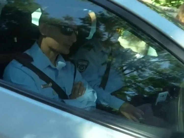 Les agents sont arrivés pour interroger M. Netanyahu vendredi