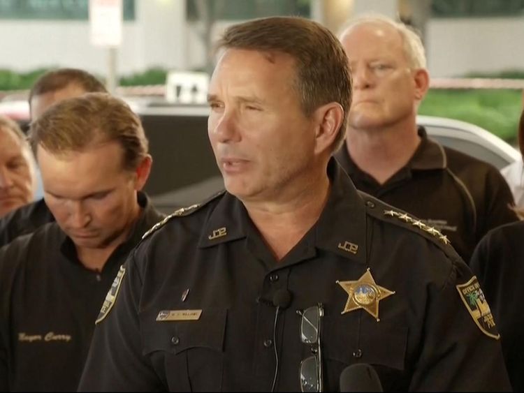 La police publie des informations sur un suspect de Floride