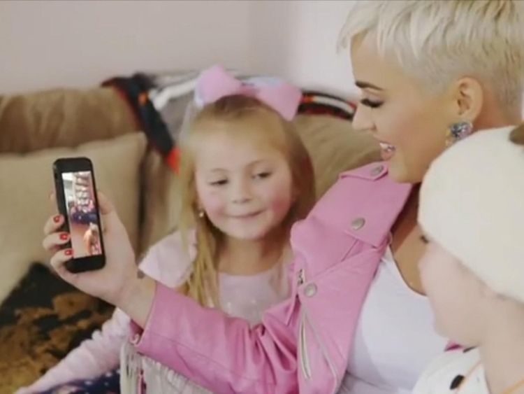 Un selfie avec une popstar pour Grace