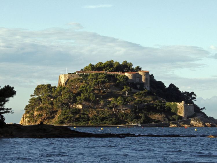 Le Fort de Bregancon sert de retraite d'été aux leaders français