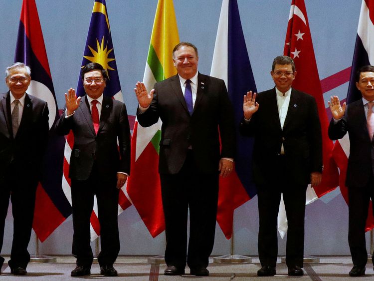 Mike Pompeo a mis en garde la Russie et la Chine contre les sanctions imposées par la Corée du Nord