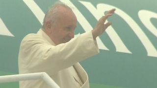 Le pape François poursuit sa visite en Irlande dans le comté de Mayo. " .365dm.com / 18/08 / 640x380 / skynews-pope-francis-comté-mayo_4401522.jpg? 20180826100911 640w, https://e3.365dm.com/18/08/736x414/skynews-pope-francis-county- mayo_4401522.jpg? 20180826100911 736w, https://e3.365dm.com/18/08/992x558/skynews-pope-francis-county-mayo_4401522.jpg?20180826100911 992w, https://e3.365dm.com/18/ 08 / 1096x616 / skynews-pope-francis-comté-mayo_4401522.jpg? 20180826100911 1096w, https://e3.365dm.com/18/08/1600x900/skynews-pope-francis-county-mayo_4401522.jpg?20180826100911 1600w, https://e3.365dm.com/18/08/1920x1080/skynews-pope-francis-county-mayo_4401522.jpg?20180826100911 1920w, https://e3.365dm.com/18/08/2048x1152/skynews-pope -francis-county-mayo_4401522.jpg? 20180826100911 2048w "tailles =" (min-width: 900px) 992px, 100vw