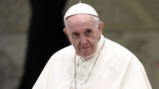 Le pape est confronté à une tâche délicate en Irlande " /18/08/640x380/skynews-pope-francis-ireland_4399362.jpg?20180824073800 640w, https://e3.365dm.com/18/08/736x414/skynews-pope-francis-ireland_4399362.jpg?20180824073800 736w, https : //e3.365dm.com/18/08/992x558/skynews-pope-francis-ireland_4399362.jpg? 20180824073800 992w, https://e3.365dm.com/18/08/1096x616/skynews-pope-francis- ireland_4399362.jpg? 20180824073800 1096w, https://e3.365dm.com/18/08/1600x900/skynews-pope-francis-ireland_4399362.jpg?20180824073800 1600w, https://e3.365dm.com/18/08/ 1920x1080 / skynews-pope-francis-ireland_4399362.jpg? 20180824073800 1920w, https://e3.365dm.com/18/08/2048x1152/skynews-pope-francis-ireland_4399362.jpg?20180824073800 2048w "dimensions =" (min- largeur: 900px) 992px, 100vw
