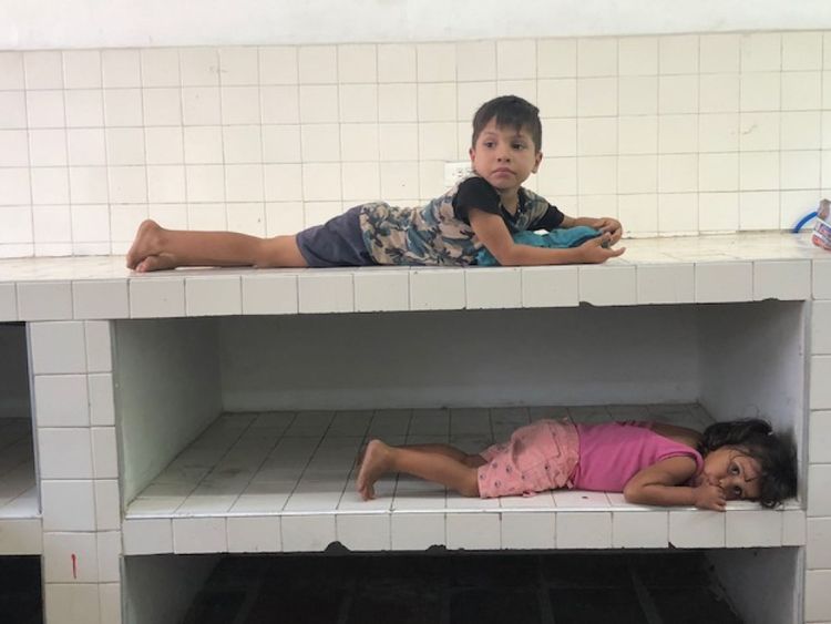 Des familles avec de jeunes enfants fuient le Venezuela à la recherche d'une vie meilleure