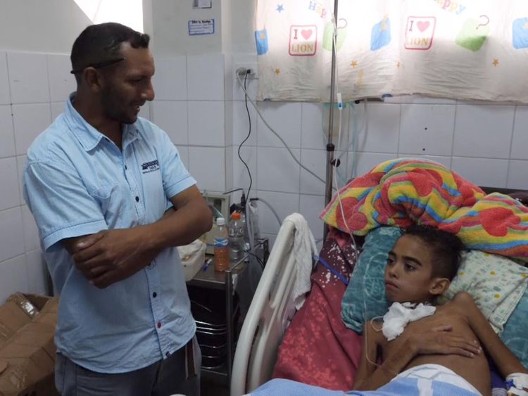 Cesar Torres a été admis avec la diarrhée mais a failli mourir à l'hôpital