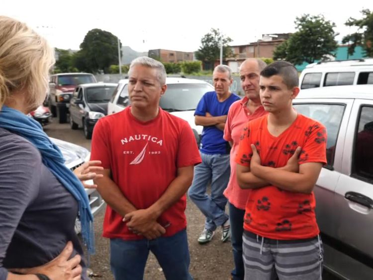 Ces conducteurs disent qu'ils se sentent obligés d'entrer sur le marché noir