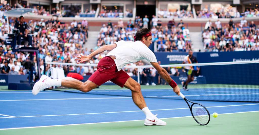 Federer travaille sa magie contre Kyrgios et Kyrgios l'aime