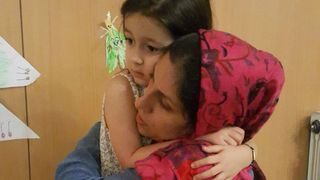 Nazanin-Zaghari Ratcliffe a lancé un ultime appel à passer plus de temps avec sa fille. Pic: @FreeNazanin