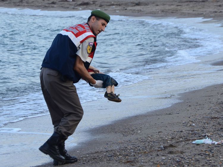 Alan Kurdi s'est noyé alors qu'il tentait d'atteindre la Grèce en septembre 2015