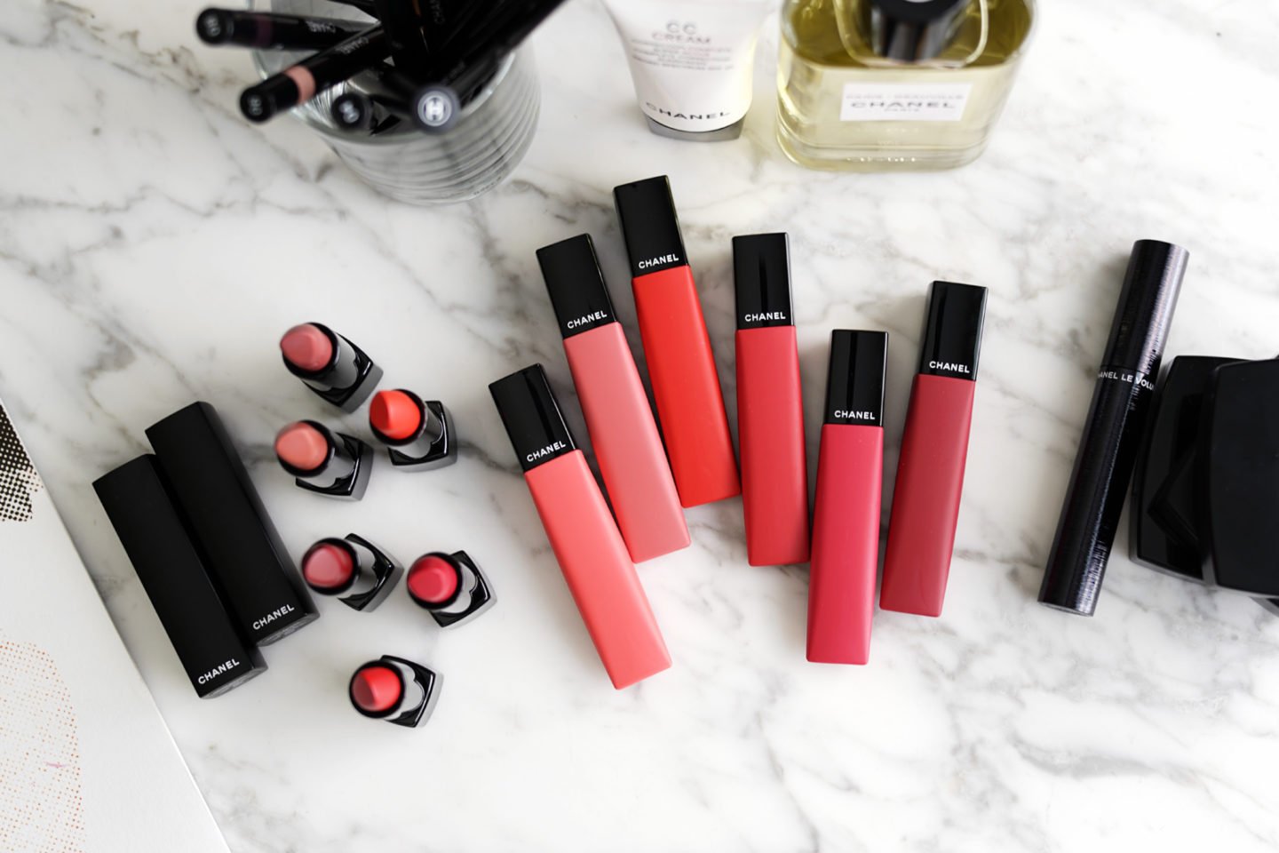 Chanel Matte Lips: Poudre Liquide Rouge Allure et Revue Extrême Rouge Allure Velvet