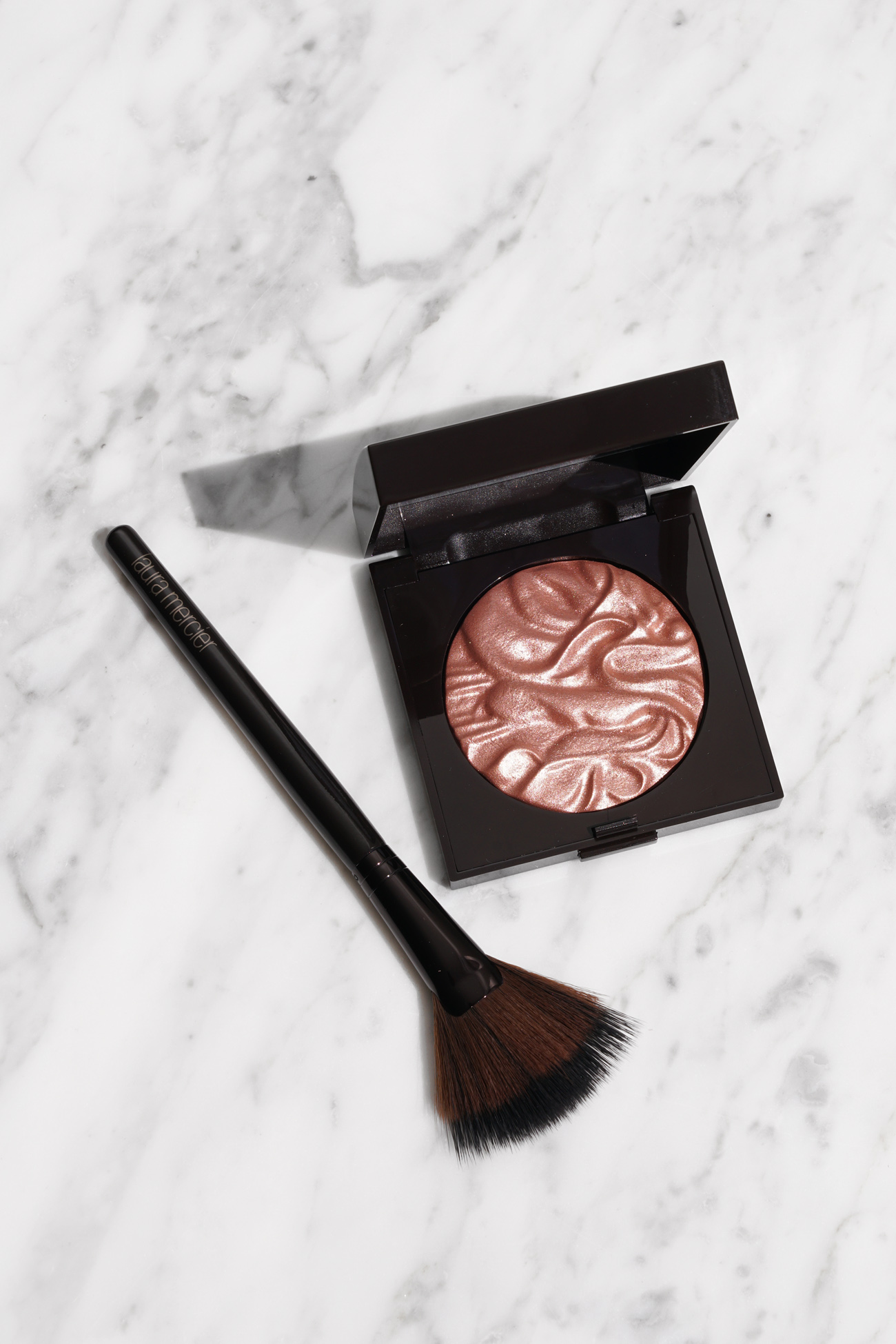 Laura Mercier Revue D'inspiration et Nuancier