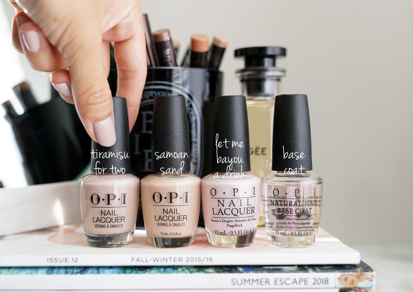 Le meilleur tiramisu neutre d'OPI pour deux, sable samoan, laisse-moi Bayou une boisson