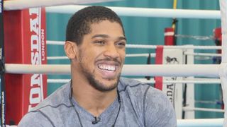 Anthony Joshua interviewé par Jacquie Beltrao